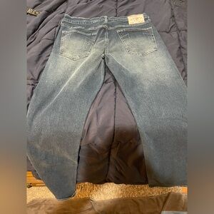 True Religion Ricky Relaxed Straight Jeans Size 34 NWOT